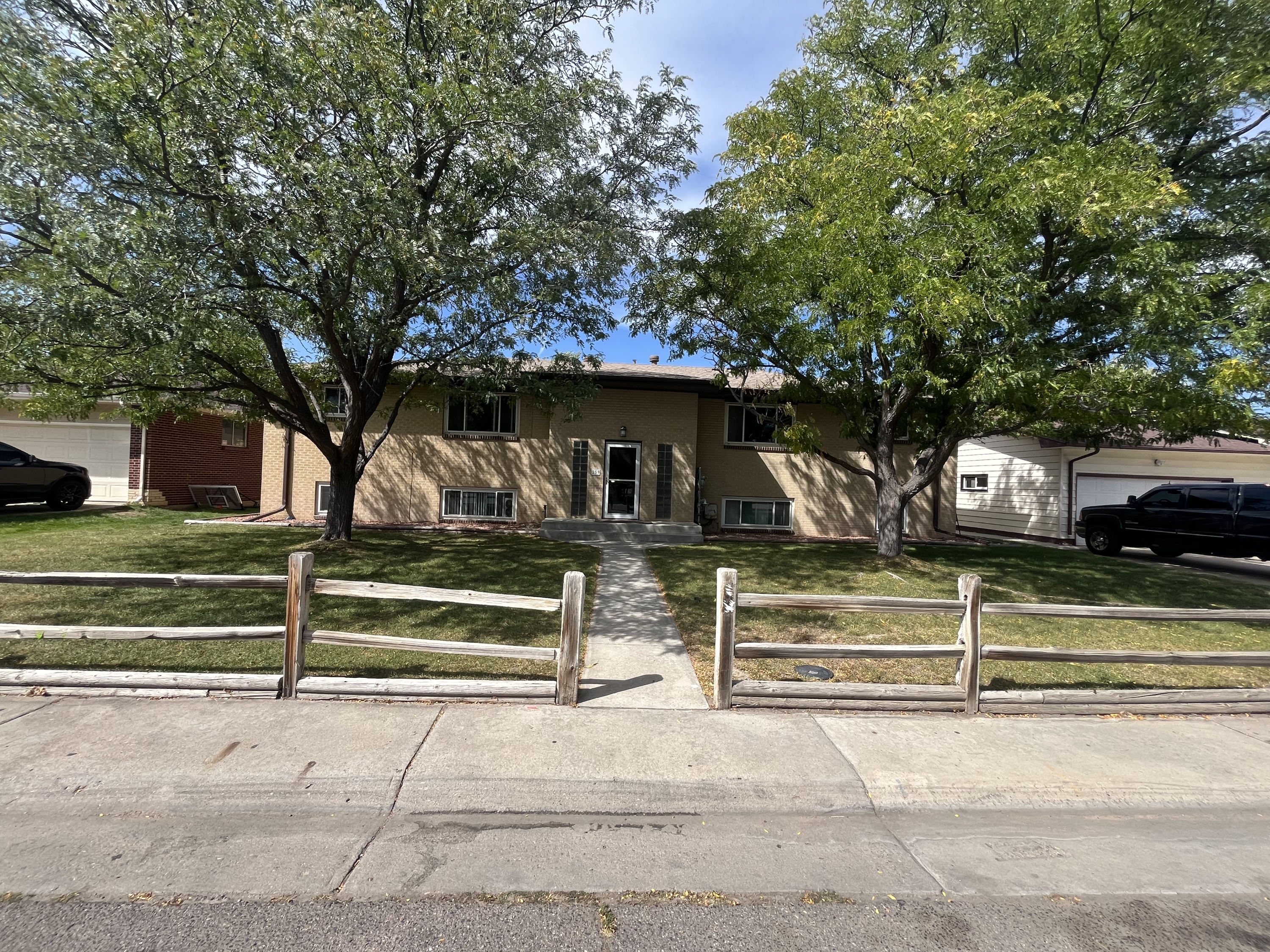 259 South 10th Avenue -1 - 1